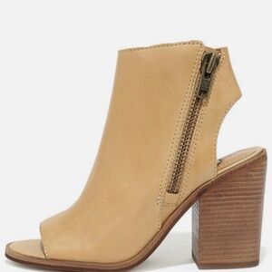 Steve Madden TERRAA Peep Toe Booties HEELS Natural Leather 9.5M WORN ONCE!